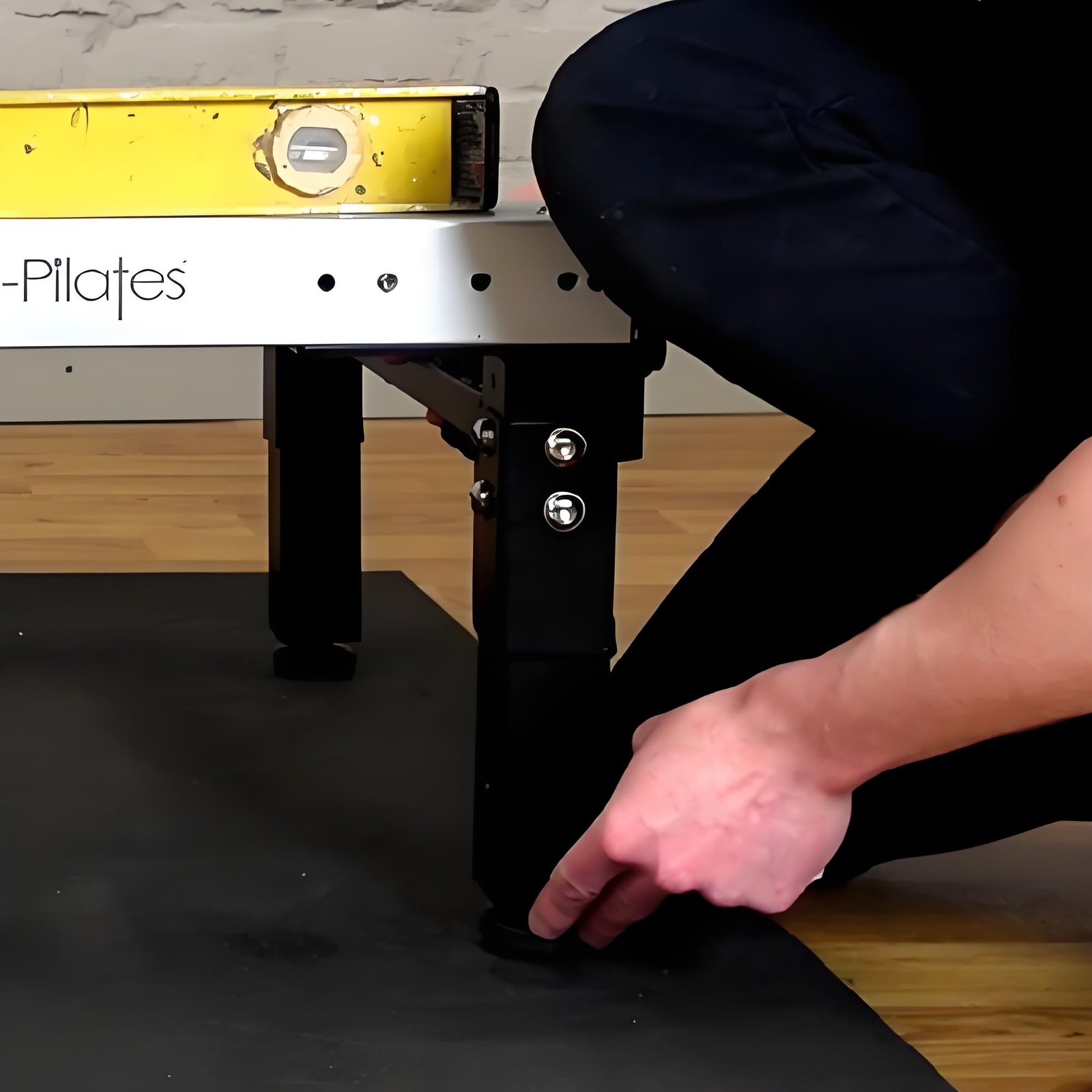 C8-S Pro Pilates Reformer D-5 C8-S Pro Pilates Reformer D-5