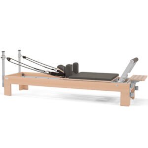 Oak Pilates Reformer For Pilates studios Comfortable and breathable leather